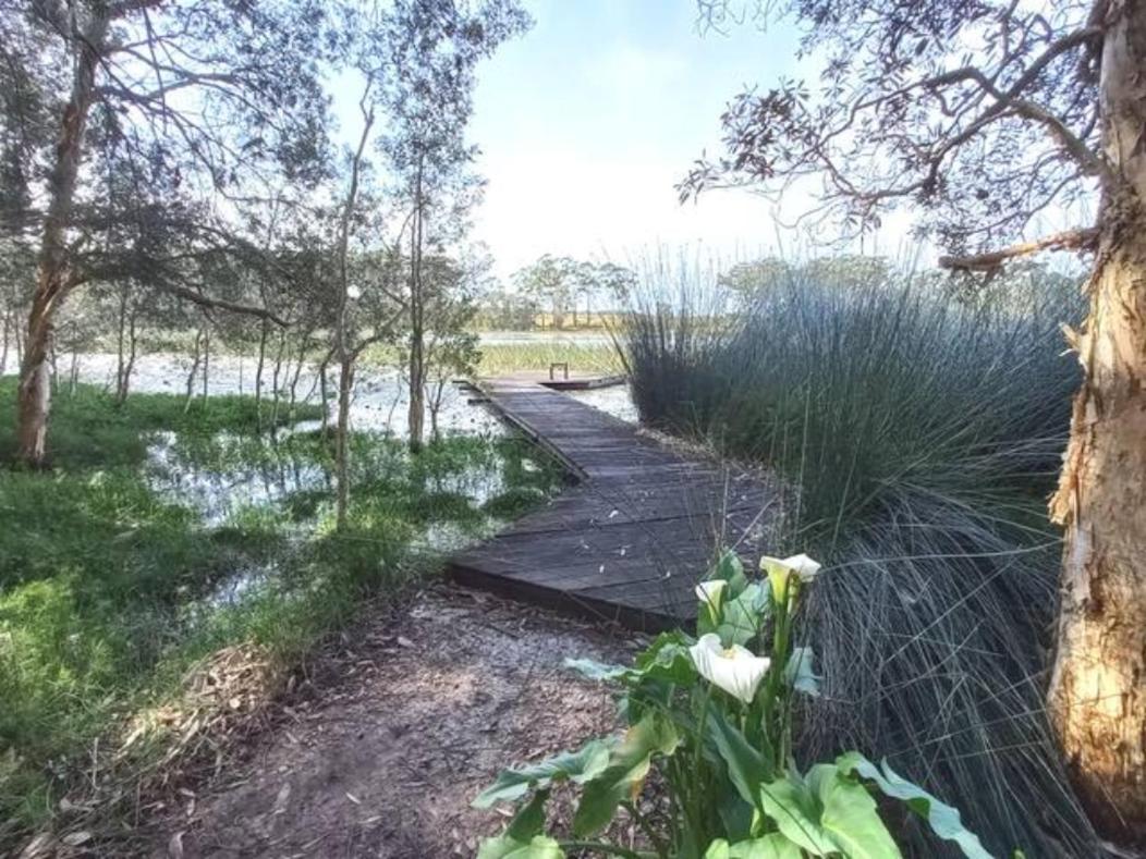 Lake Russell Retreat เอเมอรัลด์บีช ภายนอก รูปภาพ